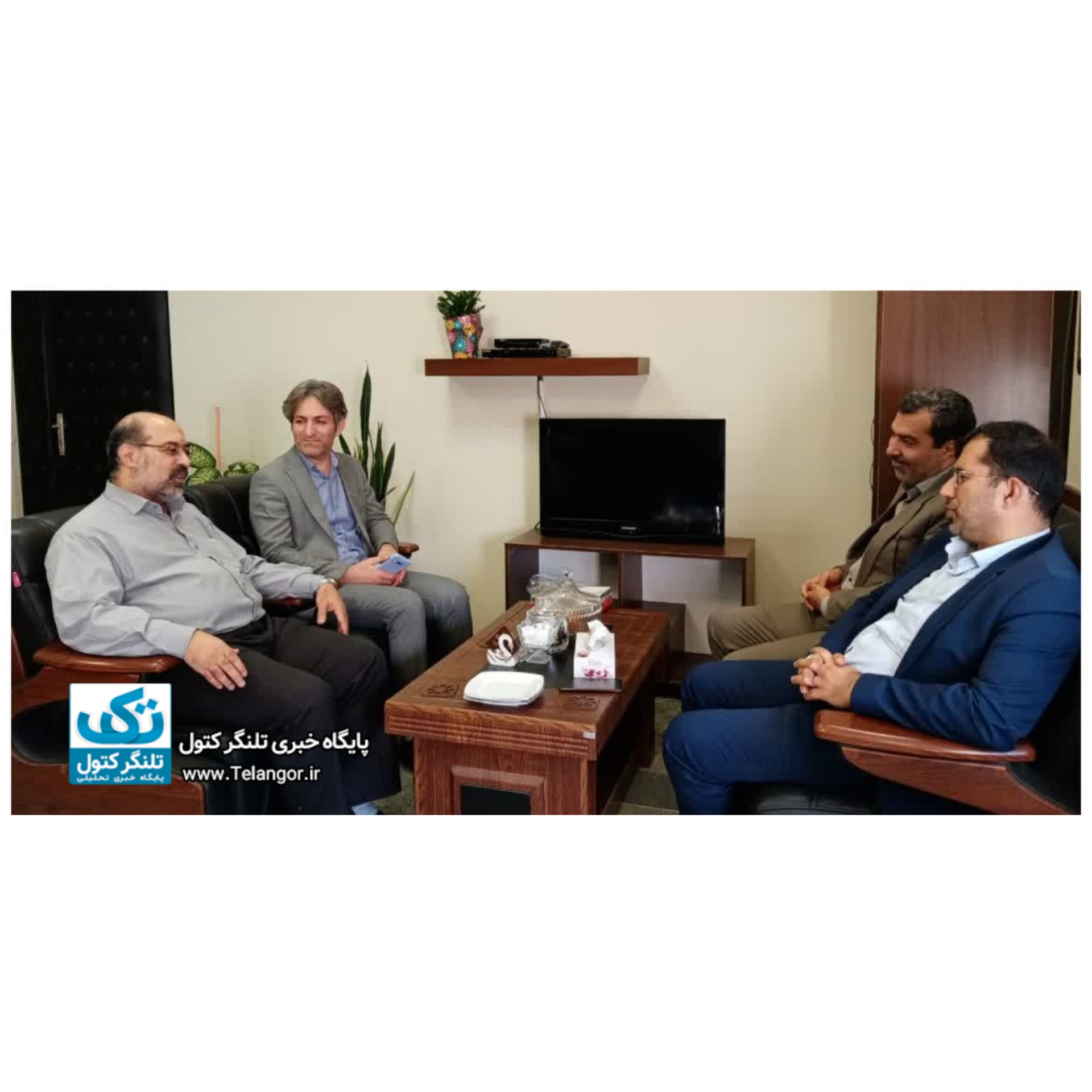 در نشست مهندس سید محسن حسینی با ریاست بنیاد مسکن استان گلستان مطرح شد.