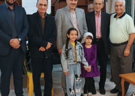 شعرخوانییِ مدیرِ کلّ آموزش و پرورشِ گلستان،