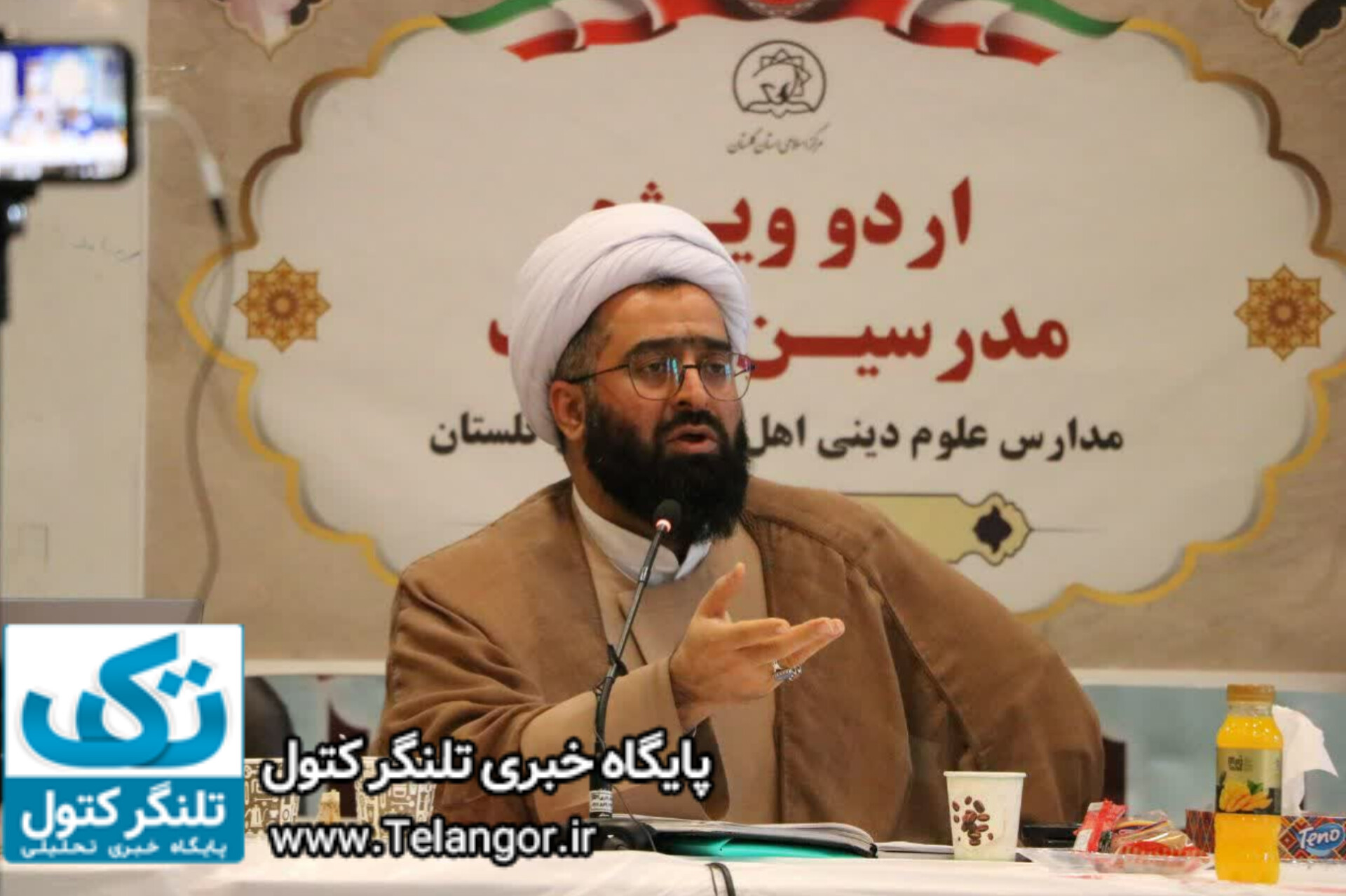 همدلی و تعامل مدرسین و طلاب سبب موفقیت و ارتقای مدارس علوم دینی