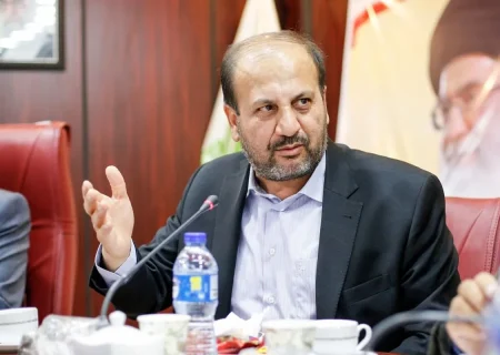 نظر فراکسیون کارگری افزایش ۴۰ درصدی حقوق کارگران است/ ۲۵ درصد کارفرما و ۱۵ درصد دولت