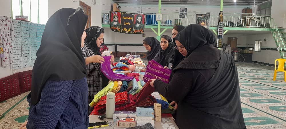 برگزاری نمایشگاه محصولات غذایی و صنایع دستی گروههای هدف در شهرستان علی آباد کتول