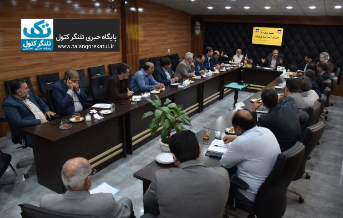 تجلیل شایسته از معلمان یک وظیفه انسانی و فرهنگی است
