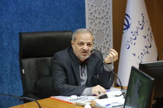 صدور به موقع احکام ارتقای رتبه معلمان/پیگیری مجدانه کاهش تنوع مدارس