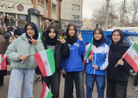 حضور چشمگیر نسل آینده در راهپیمایی ۲۲ بهمن علی‌آباد کتول